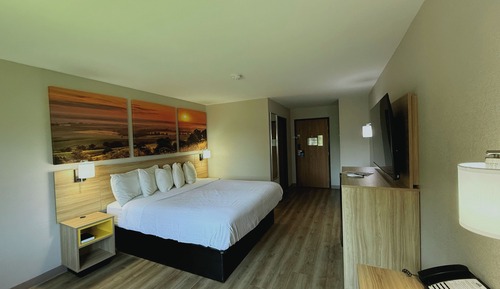 Habitación, 1 cama de matrimonio grande, no fumadores, frigorífico y microondas