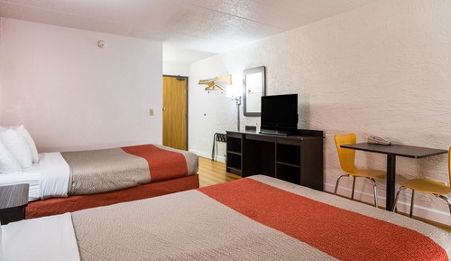 Habitación estándar, 2 camas dobles, no fumadores