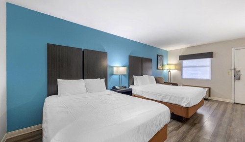 Habitación estándar, 2 camas de matrimonio, accesible para personas con discapacidad, no fumadores