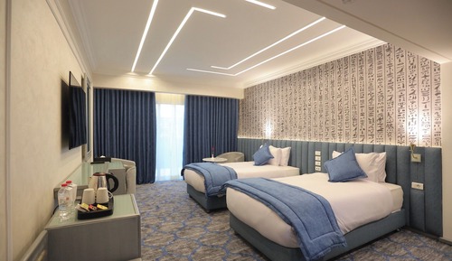 Deluxe Twin Room-Anubis
