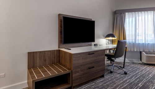 Habitación estándar, 2 camas de matrimonio, no fumadores, balcón (Shower Only)