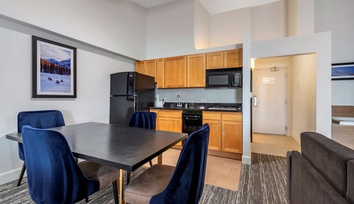 Suite, 1 cama de matrimonio grande, no fumadores, balcón (with Sofabed)