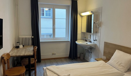 Habitación doble, baño compartido