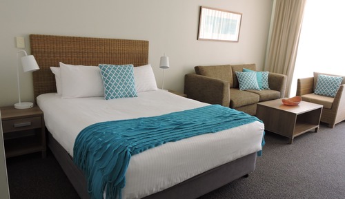 Studio Spa Suite with Town or Hinterland View