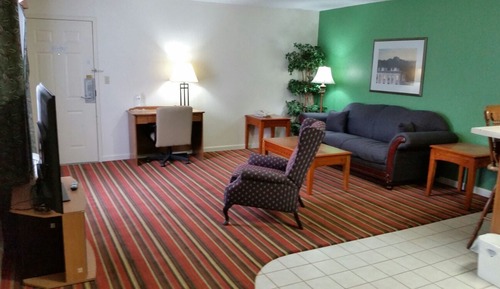 Executive Suite, 1 King Bed, Non Smoking, Jetted Tub