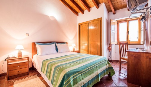 Habitación con 1 cama doble o 2 individuales