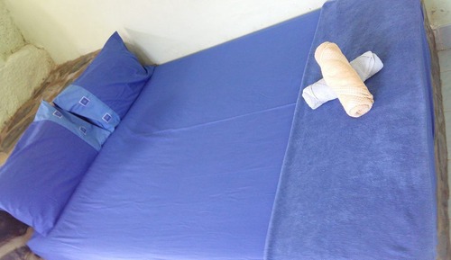 Beachfront Bungalow with Fan