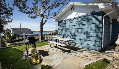 Suite, cocina, junto a la piscina