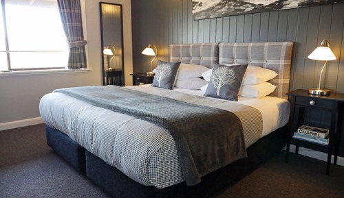 Habitación doble superior, 1 cama de matrimonio grande, vistas al lago