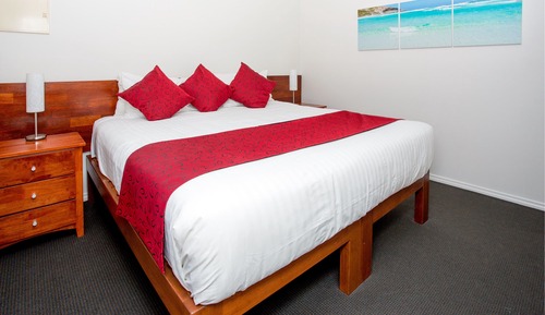 Dúplex estándar, 3 habitaciones, no fumadores, cocina (3 Bedroom Villa)