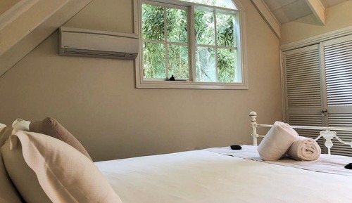 Casa de campo clásica, 2 baños, vistas al jardín