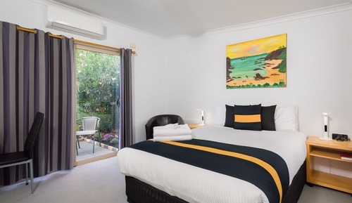 Standard Room, Non Smoking, Balcony (Courtyard Suite)