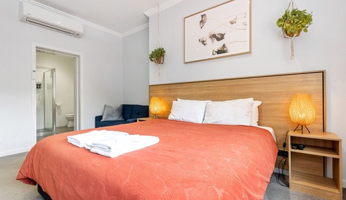 Suite estudio ejecutiva, 1 cama de matrimonio grande, cocina, vistas a la ciudad