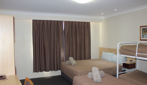 Habitación familiar (FAMILY ROOM)