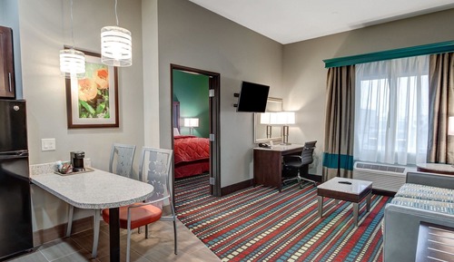 Suite, 1 cama de matrimonio grande con sofá cama, no fumadores (Efficiency)