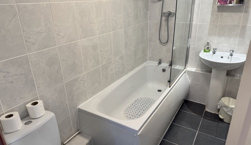 Habitación básica doble, baño privado (King Henry)