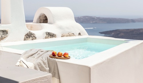 Two Bedroom Villa with Two Outdoor Hot Tubs