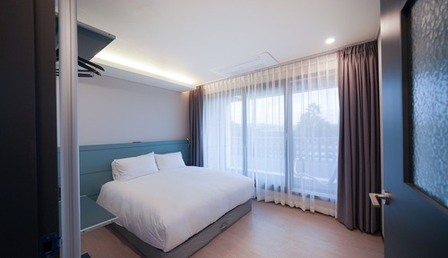 Suite ([Hotel] Eco Green Suite 1)