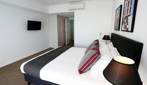 Estudio, 1 cama de matrimonio grande