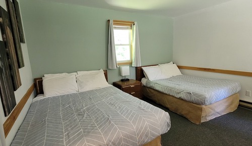 Suite estudio económica, 2 camas dobles, no fumadores, cocina básica
