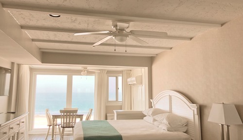 Habitación, 1 cama de matrimonio grande con sofá cama, frente al mar