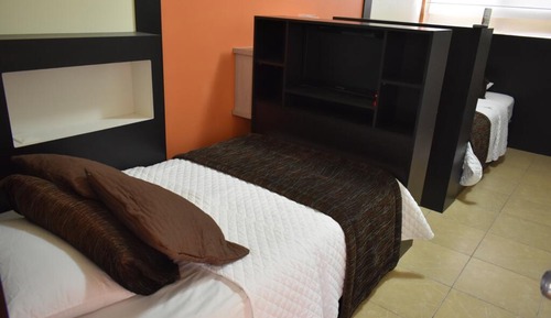Habitación económica con 2 camas individuales