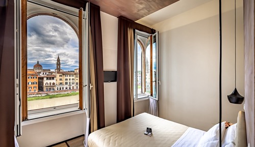 Suite, vistas al río