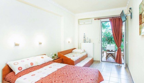 Habitación familiar, no fumadores, balcón