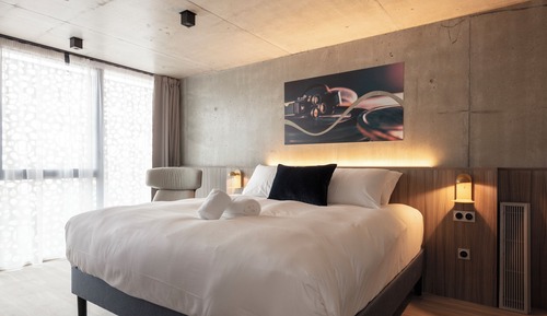 Suite junior, acceso a la piscina