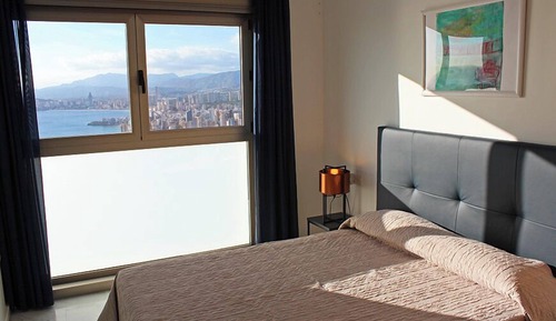 Apartamento City, 2 habitaciones, terraza, vistas al mar