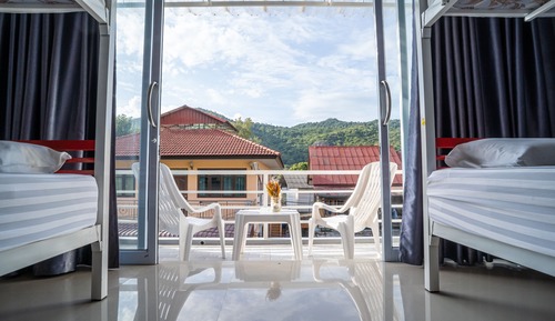 Private Dormitory Room, 8 Beds