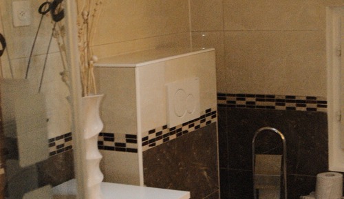 Habitación individual, baño compartido