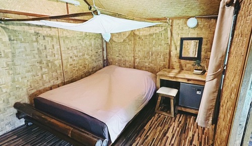 Bamboo Cottage with Air Condition