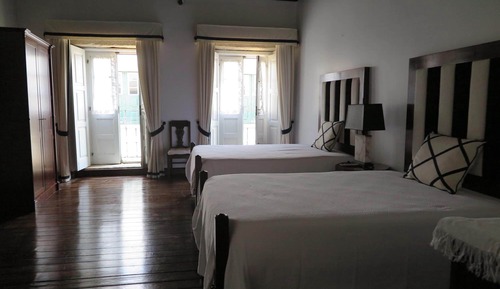 Habitación superior con 2 camas individuales