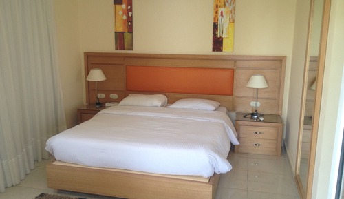 Habitación estándar con 1 cama doble o 2 individuales, vistas al complejo turístico