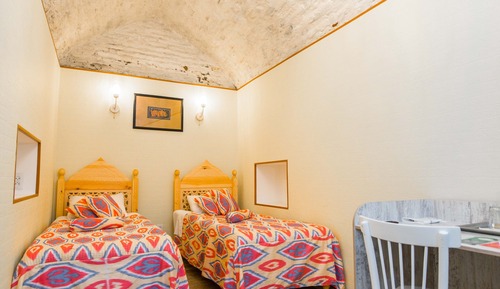 Habitación de diseño con 1 cama doble o 2 individuales