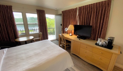 Habitación económica, 1 cama de matrimonio, vistas al río