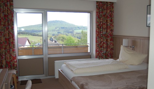 Habitación doble de uso individual, balcón