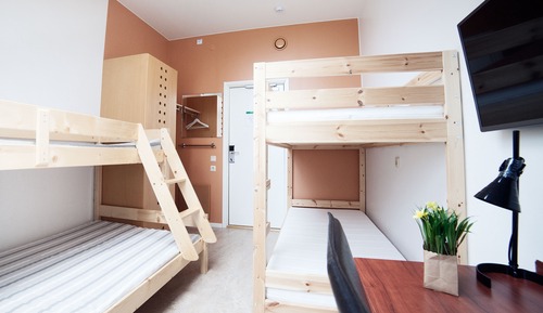 Habitación cuádruple, baño compartido (Pets Not allowed)