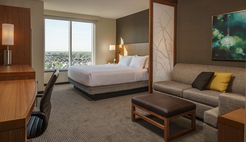 Habitación, 1 cama de matrimonio grande con sofá cama (High Floor)