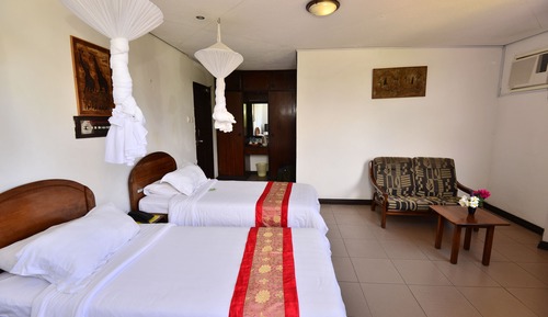 Habitación estándar con 1 cama doble o 2 individuales