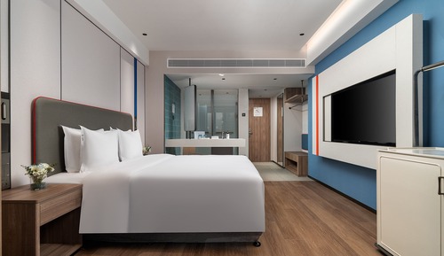 Habitación estándar, 1 cama de matrimonio grande, vistas a la ciudad
