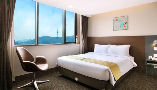 High Floor/City View Standard Double