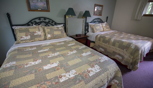 Habitación clásica, 2 camas de matrimonio (Lodge First Floor)