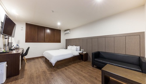 Room (Standard Room)