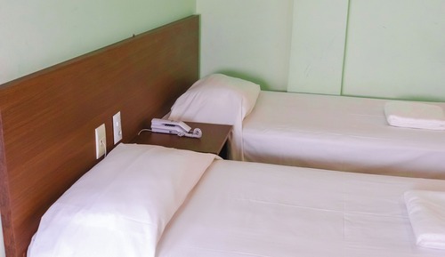 Habitación estándar con 2 camas individuales