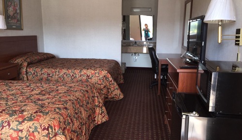 Habitación estándar, 2 camas dobles, fumadores