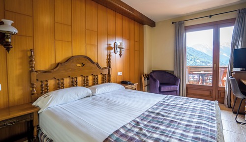 Habitación estándar con 1 cama doble o 2 individuales
