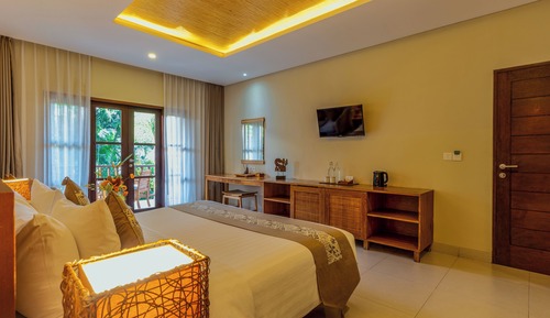 Habitación Deluxe, bañera, vistas al jardín