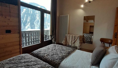 Habitación familiar (5 pax)